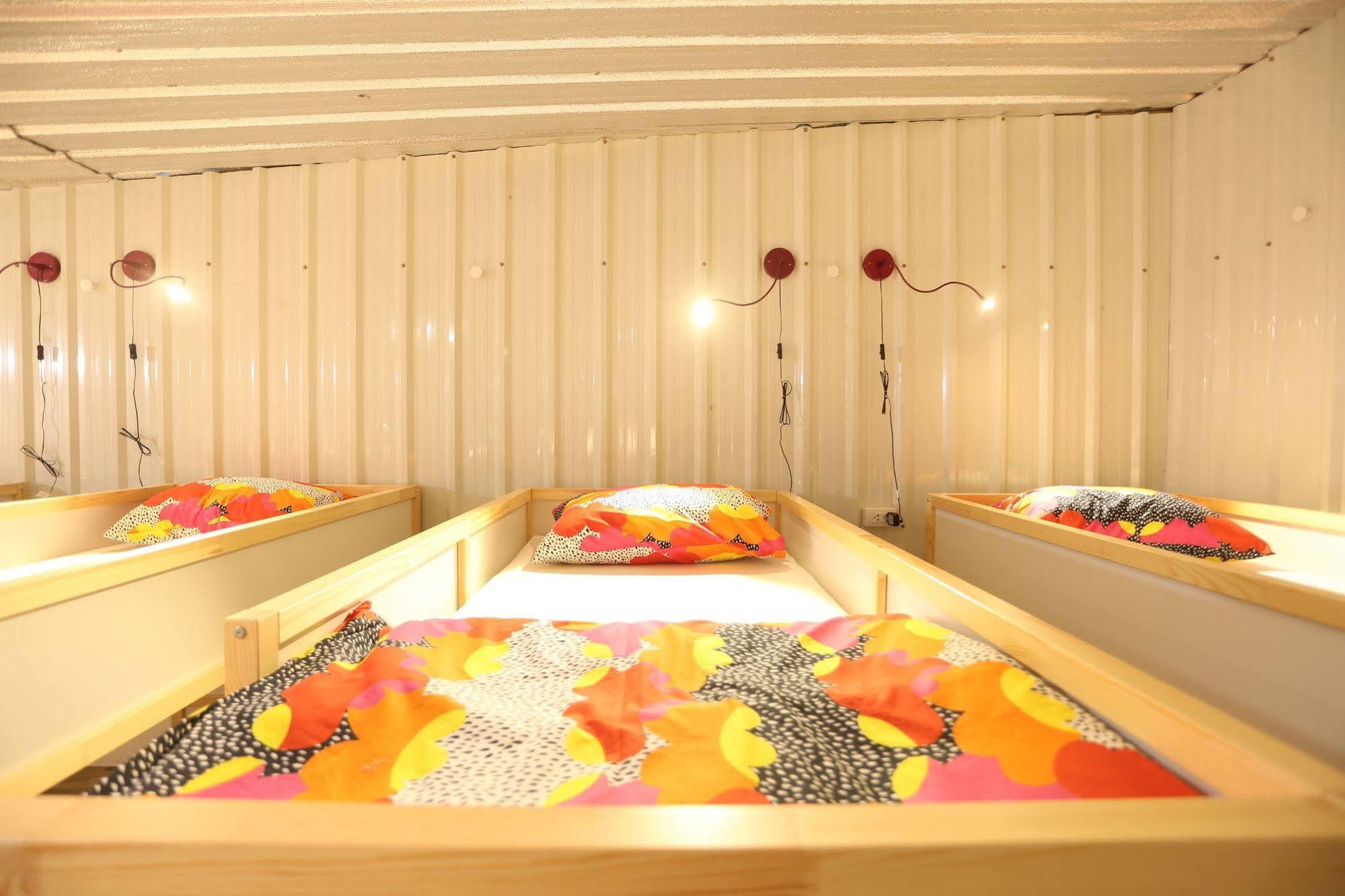 Blue Jasmine Hostel Bangkok Buitenkant foto